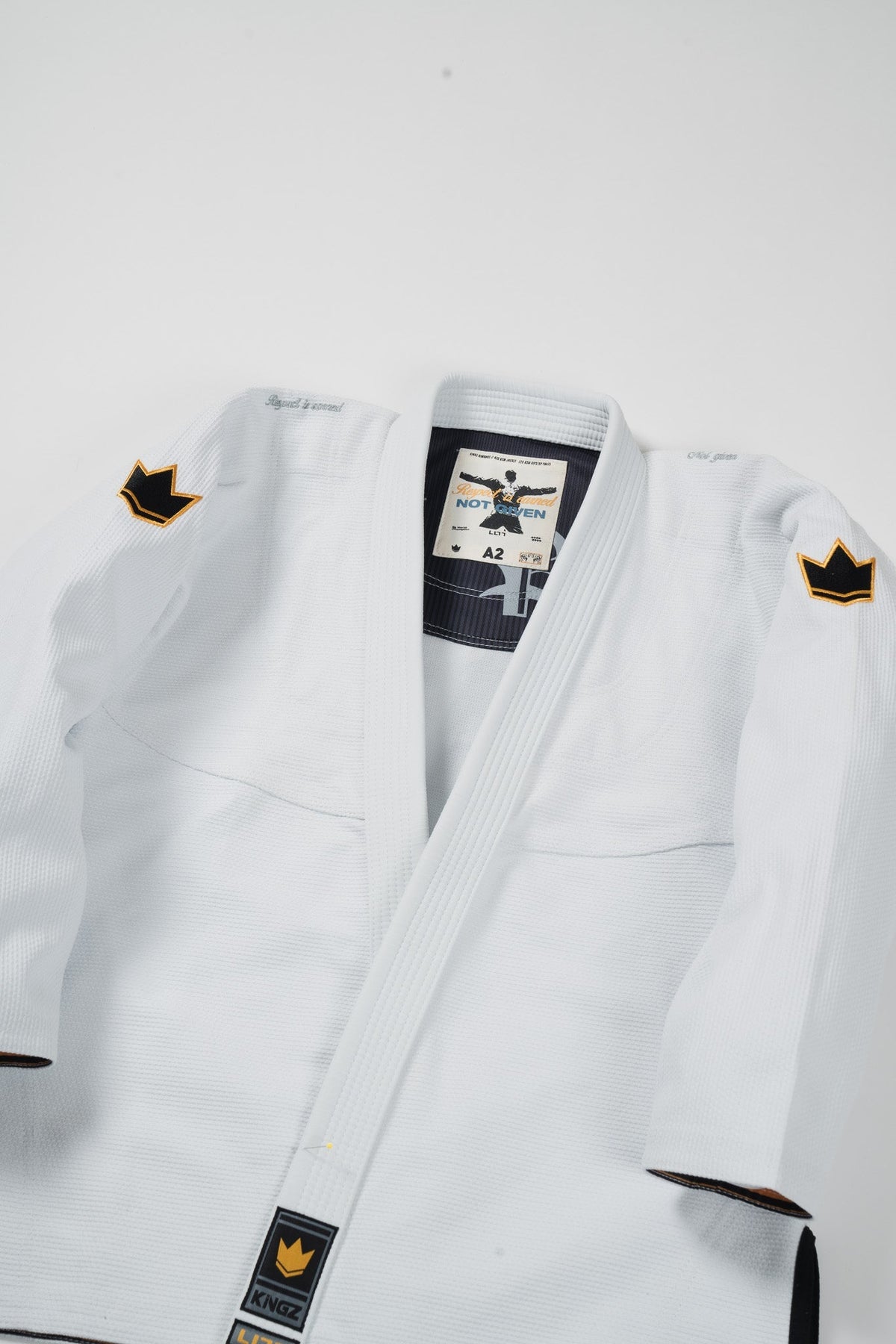 Full Breakdown: The Ultralight 'Legends Never Die' Gi — Leandro Lo's Tribute
