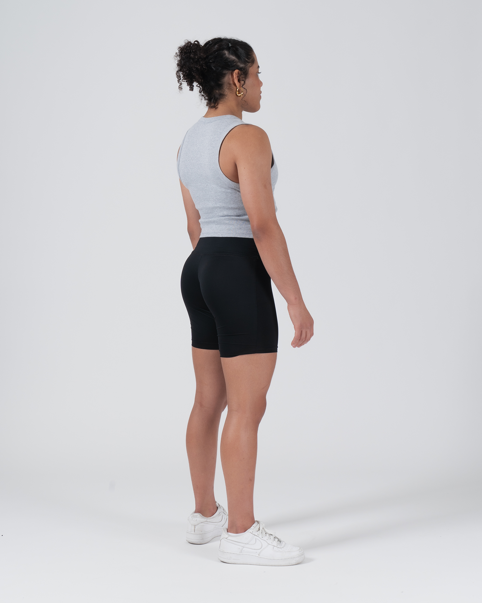 Haut court incliné pour femmes