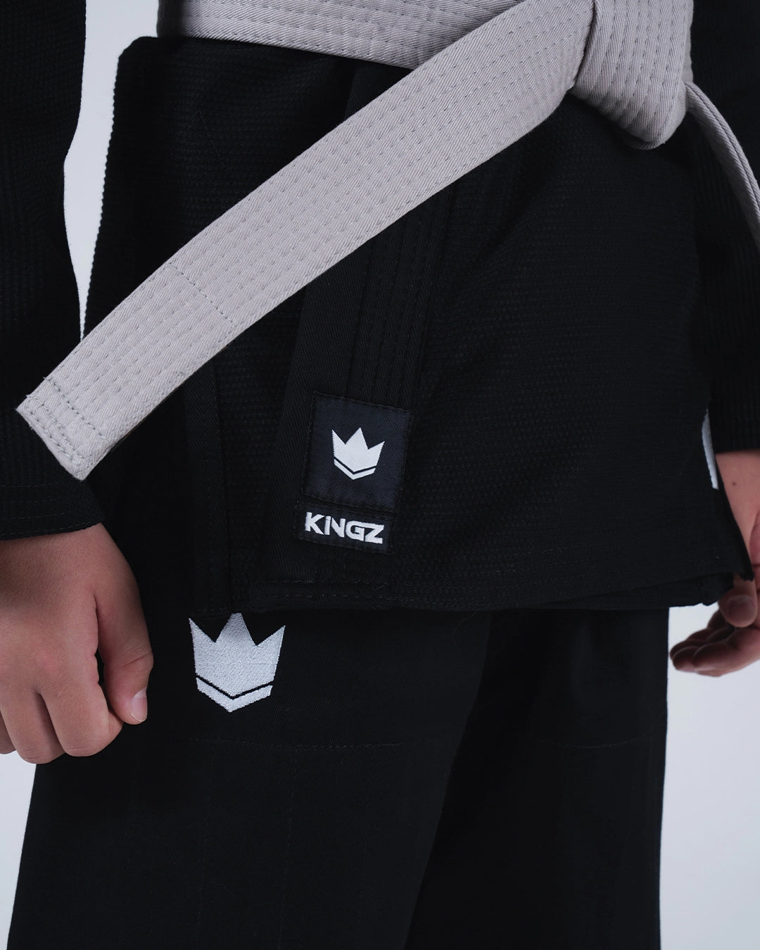 The ONE V2 Niños BJJ Gi - Black