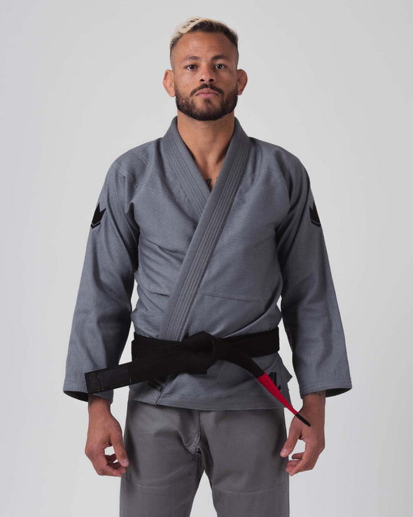 The ONE Jiu Jitsu Gi - Gris - Ceinture blanche GRATUITE