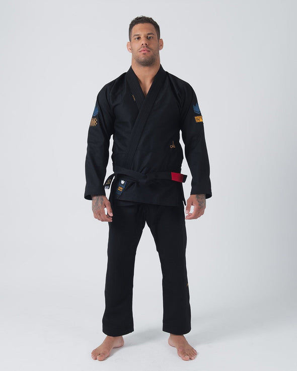 Limited Edition - Legends Never Die Gi